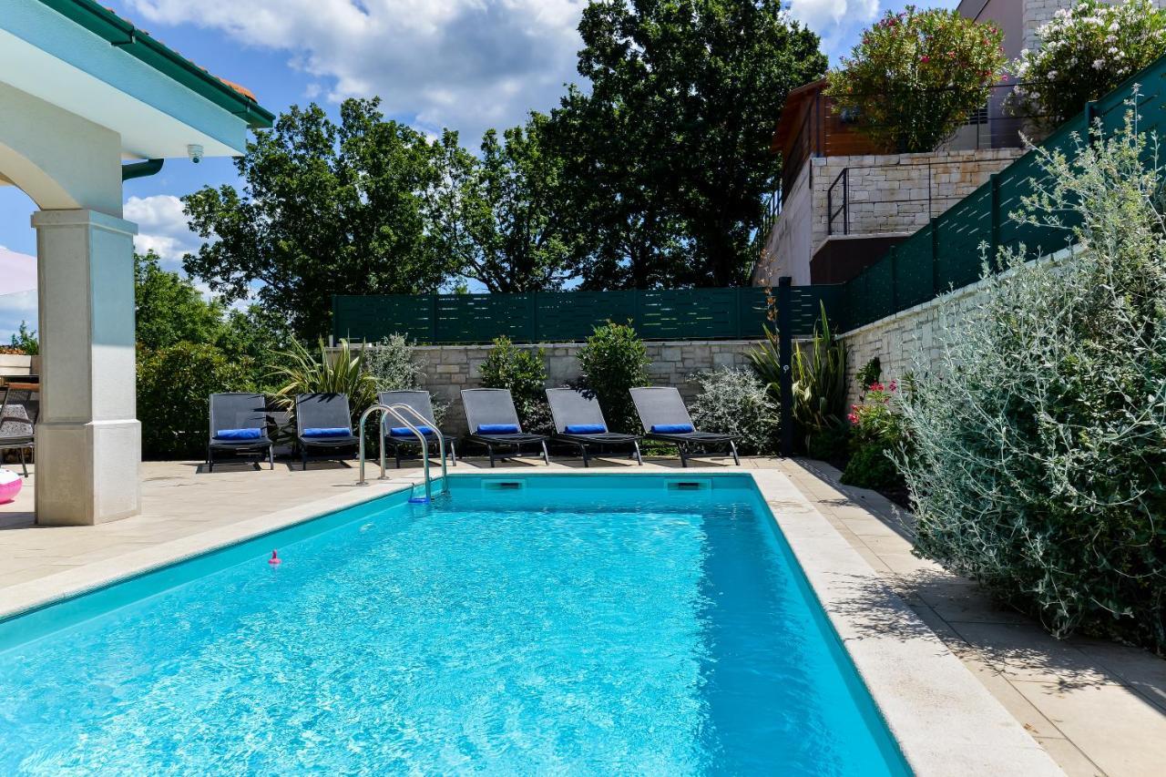 Villa Luciana Spa House, Buje Extérieur photo